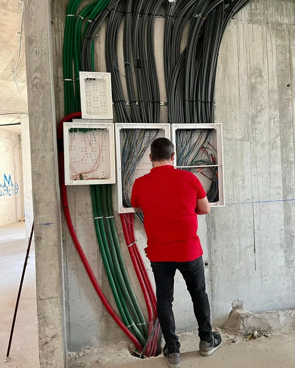 Eletricidade, domótica e segurança — Serra de Carnaxide